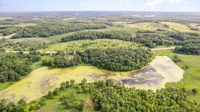 $299,900 | 10099 160th Street West, Montgomery, MN 56069