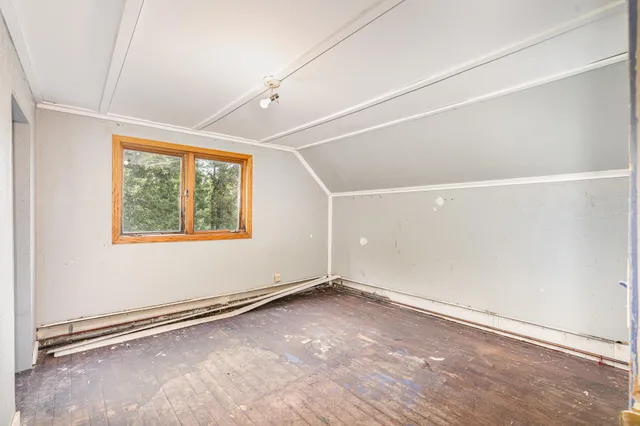 $299,900 | 10099 160th Street West, Montgomery, MN 56069