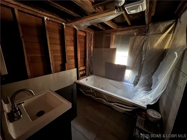 $35,000 | 130 Sargent Lane, Climax Springs, MO 65324