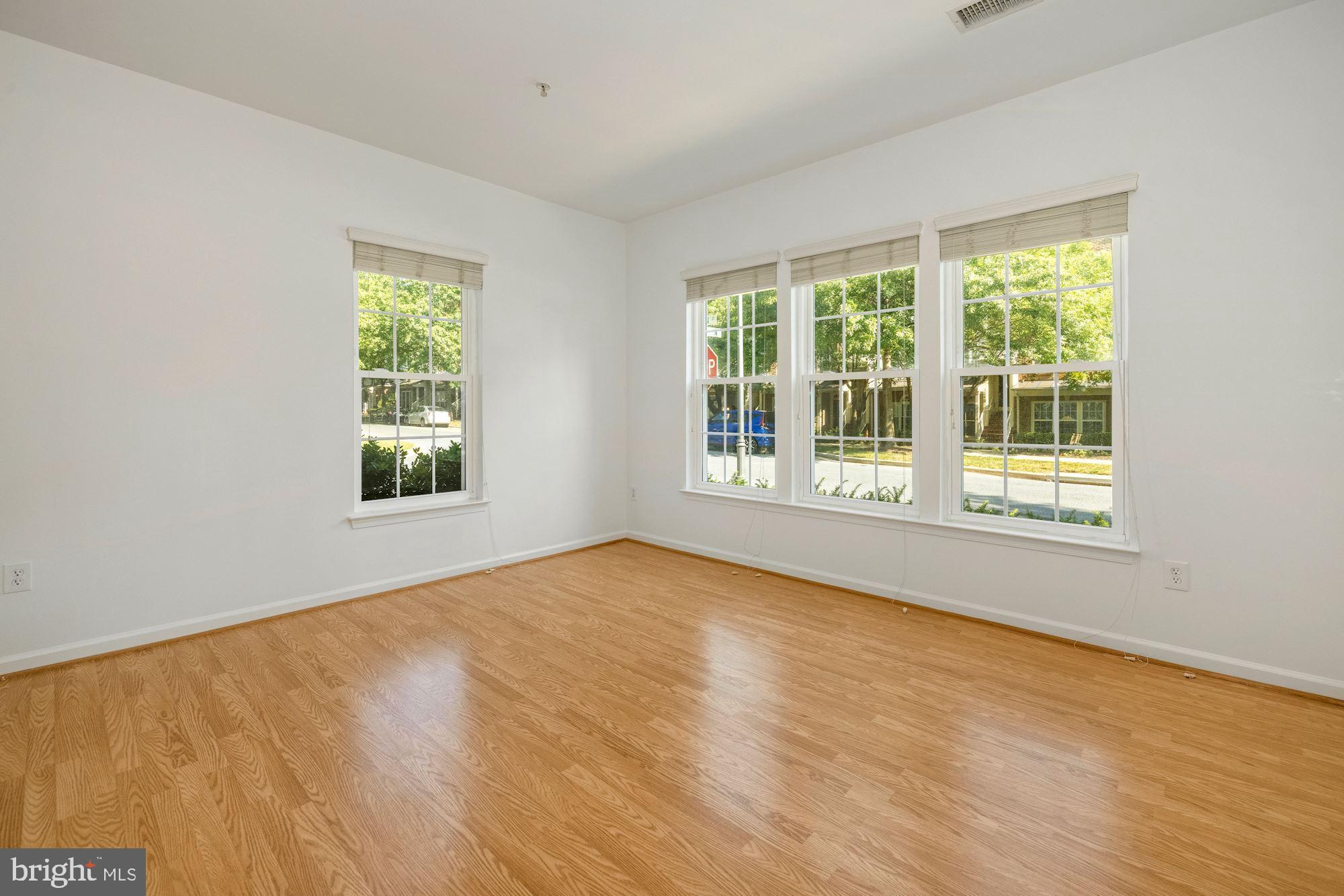 655 Main Street, Unit A Gaithersburg, MD 20878 - Photo 6 of 29 Family Room with lots of natural light