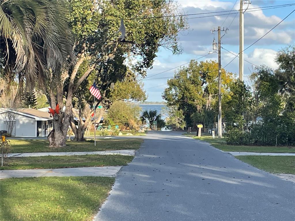 5535 Bertsville Road Lady Lake, FL 32159 - Photo 30 of 34