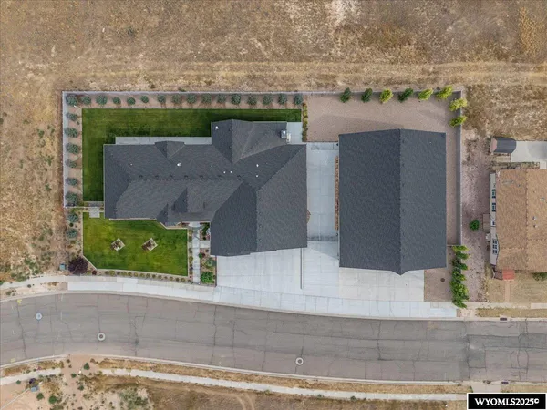 $1,299,000 | 310 Ottley Drive, Evanston, WY 82930