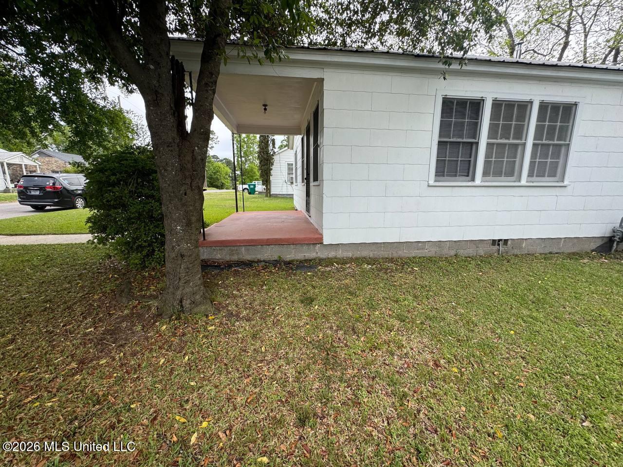 417 55th Avenue Meridian, MS 39307 - Photo 5 of 22 04