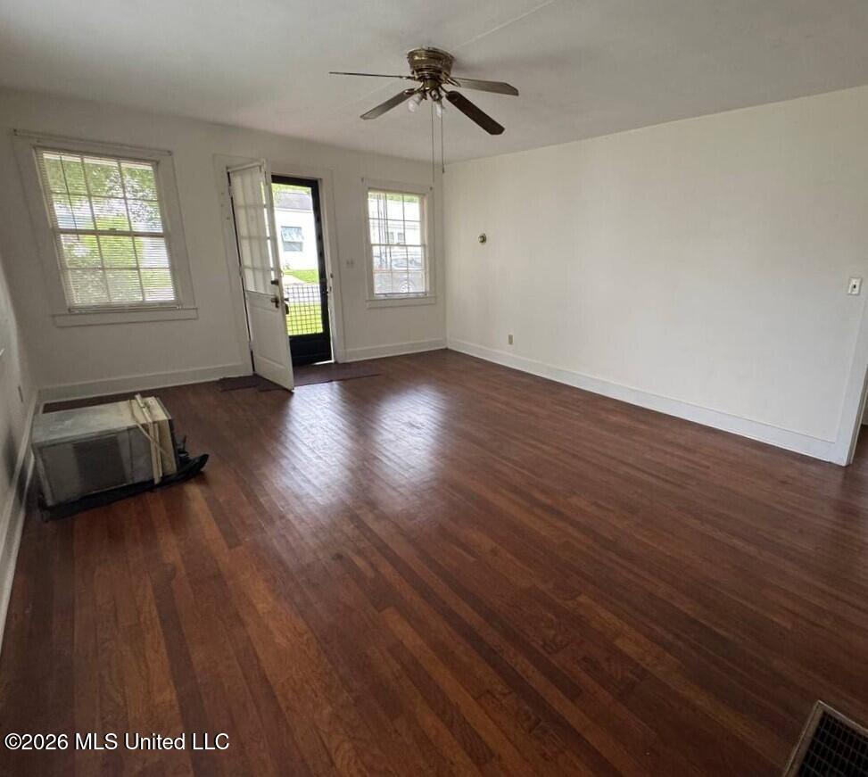 417 55th Avenue Meridian, MS 39307 - Photo 8 of 22 07