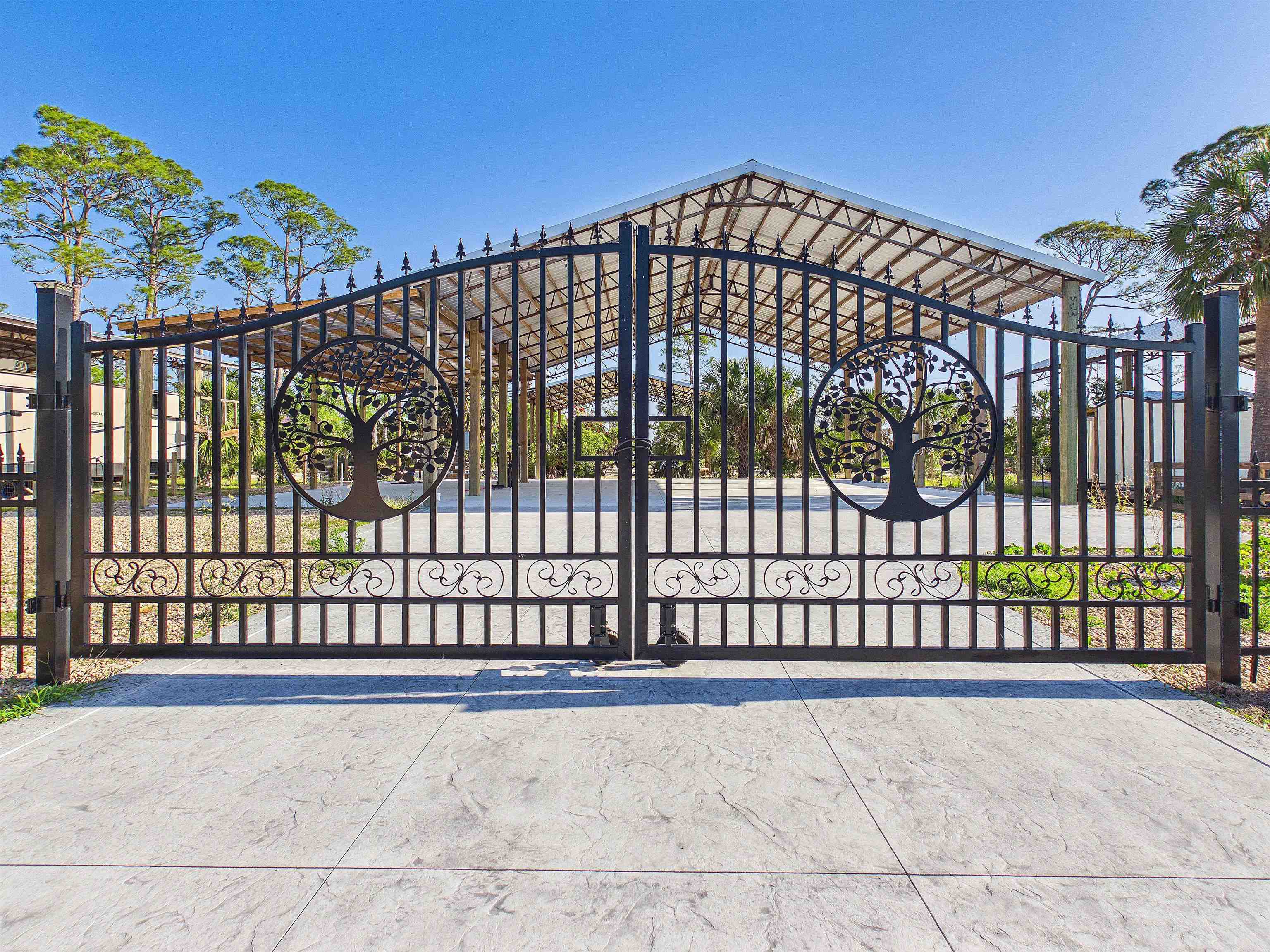 348 Cedar Island Road Perry, FL 32348 - Photo 6 of 19 Gallery Image 6