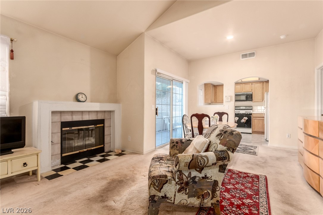 315 Seine Way, Unit 315 Henderson, NV 89014 - Photo 7 of 28