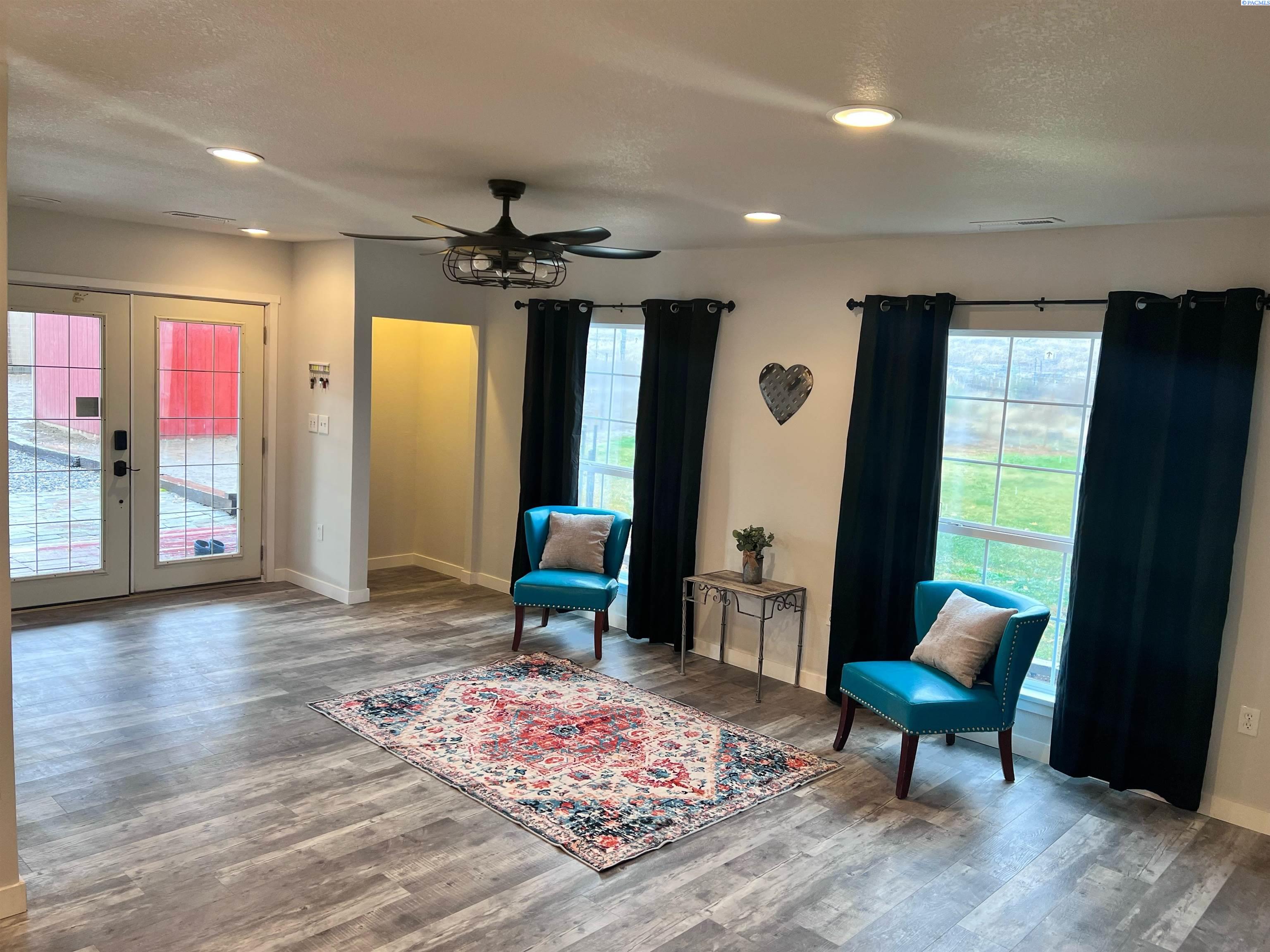34002 West Rayhill Road Benton City, WA 99320 - Photo 6 of 30 Gallery Image 6