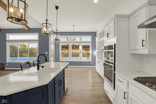 $529,900 | 1515 West Springhurst Boulevard, Greenfield, IN 46140