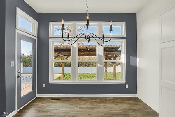 $529,900 | 1515 West Springhurst Boulevard, Greenfield, IN 46140