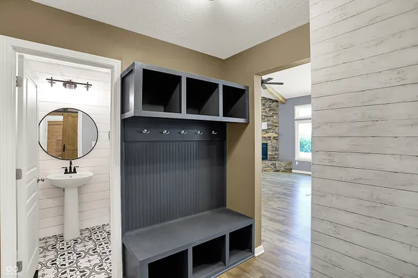 $529,900 | 1515 West Springhurst Boulevard, Greenfield, IN 46140
