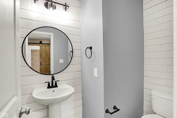 $529,900 | 1515 West Springhurst Boulevard, Greenfield, IN 46140