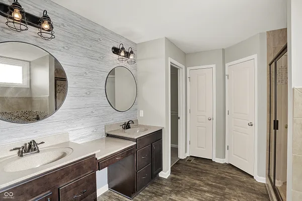 $529,900 | 1515 West Springhurst Boulevard, Greenfield, IN 46140
