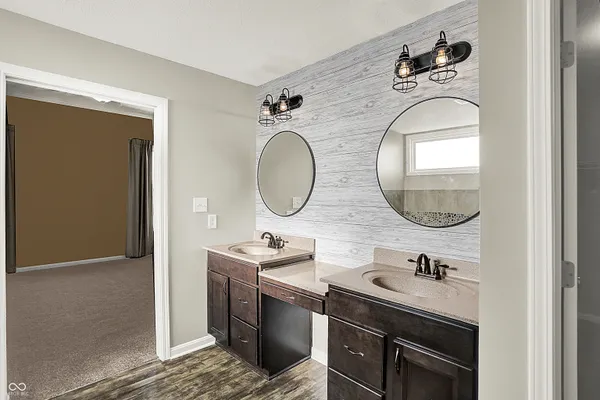 $529,900 | 1515 West Springhurst Boulevard, Greenfield, IN 46140