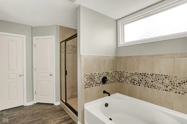 $529,900 | 1515 West Springhurst Boulevard, Greenfield, IN 46140
