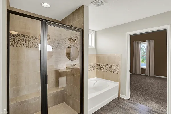 $529,900 | 1515 West Springhurst Boulevard, Greenfield, IN 46140