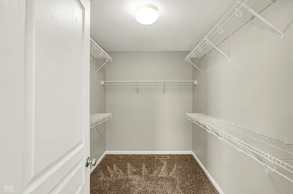 $529,900 | 1515 West Springhurst Boulevard, Greenfield, IN 46140