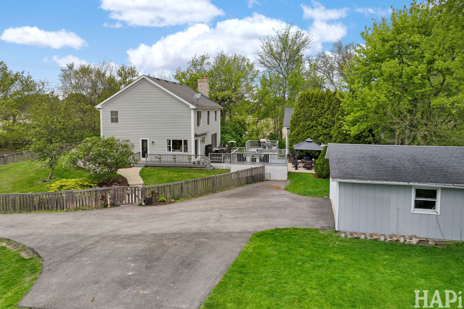 10N775 Muirhead Road Elgin, IL 60124 - Photo 37 of 45 Gallery Image 37