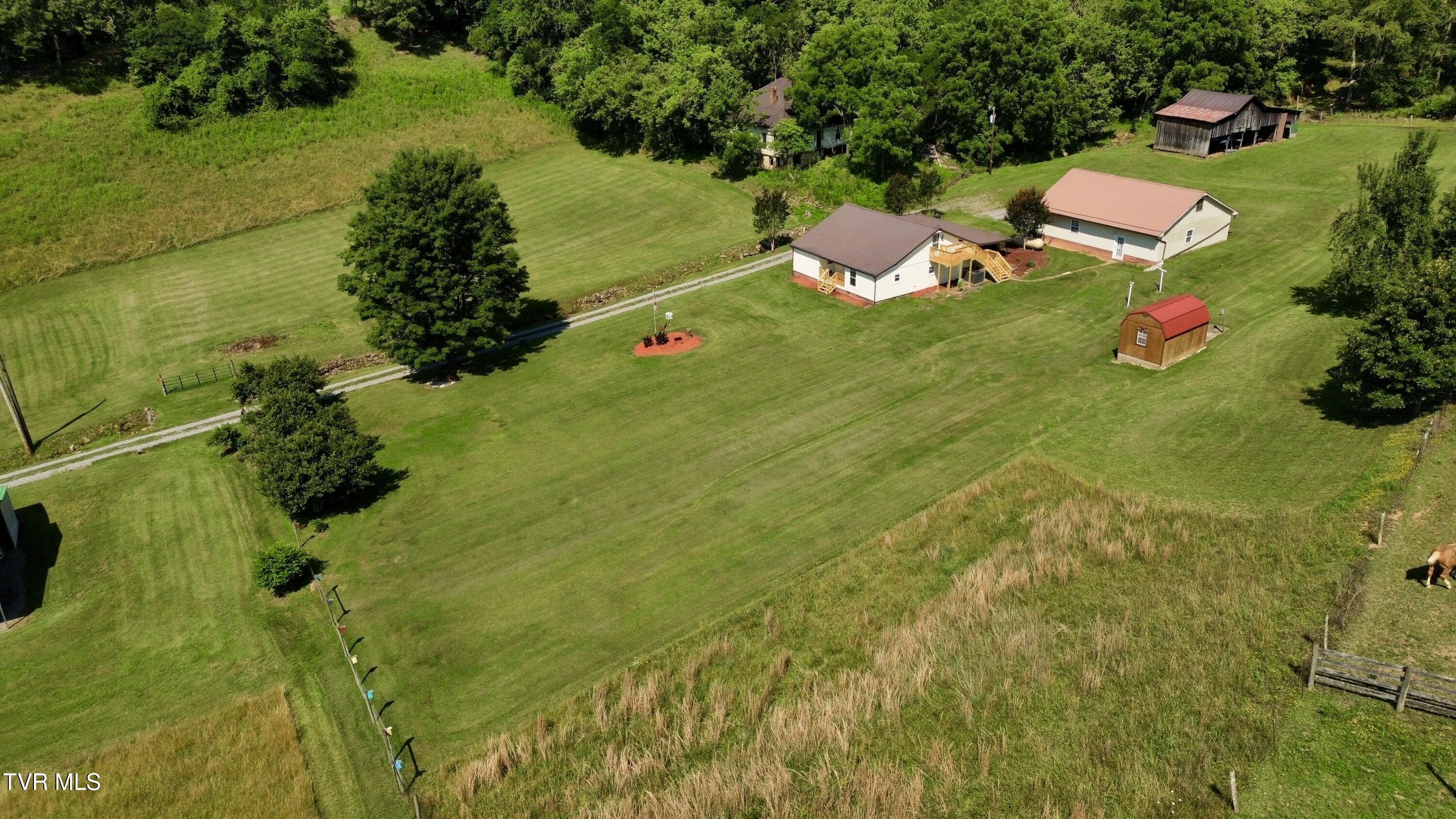 2575 Mendota Road Mendota, VA 24270 - Photo 12 of 57 dji_fly_20260422_202534_25_1782491912938