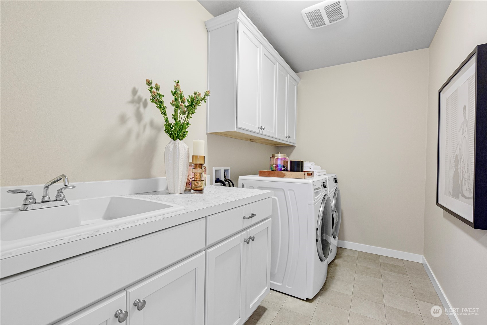 9929 Northeast 158th Street Bothell, WA 98011 - Photo 23 of 28 Gallery Image 23