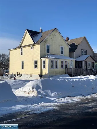 $95,000 | 124 East 17th Street, Hibbing, MN 55746