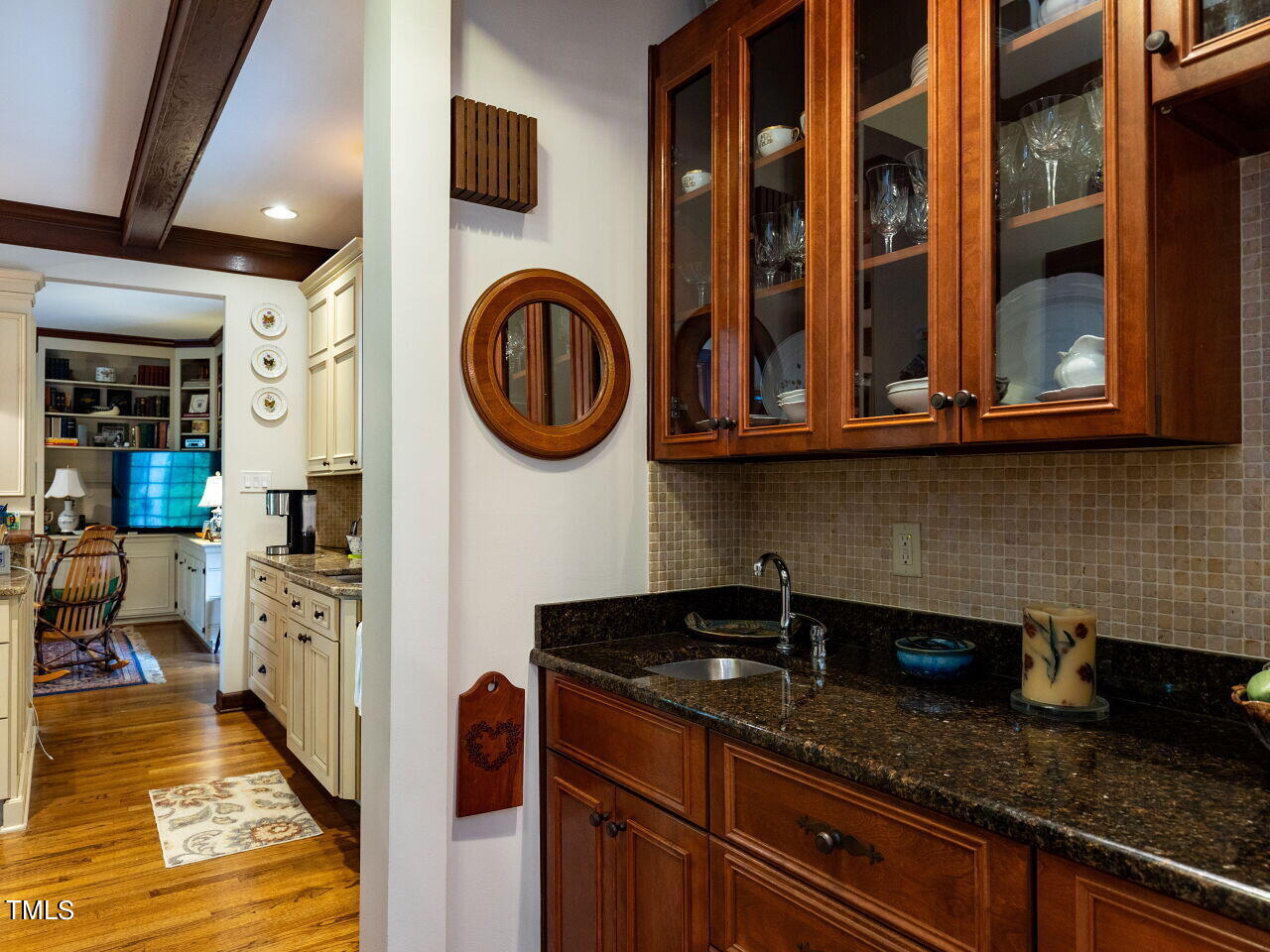 3004 Upland Circle Raleigh, NC 27607 - Photo 13 of 43 009-1280x960-bar-area
