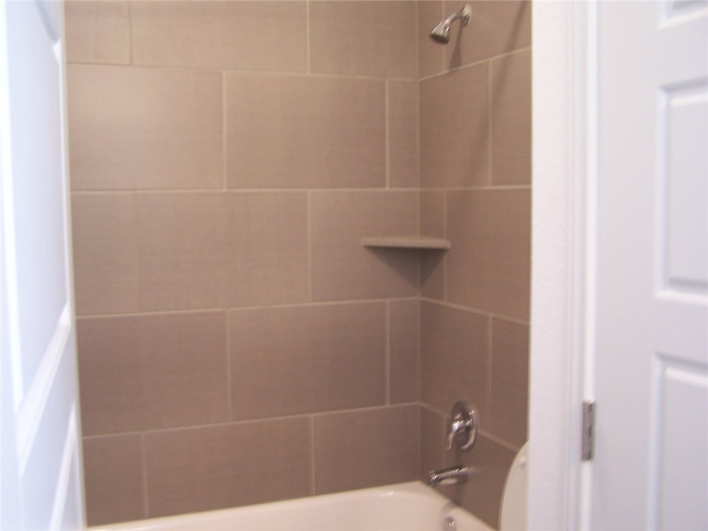 2214 Capulet Street Austin, TX 78741 - Photo 19 of 28