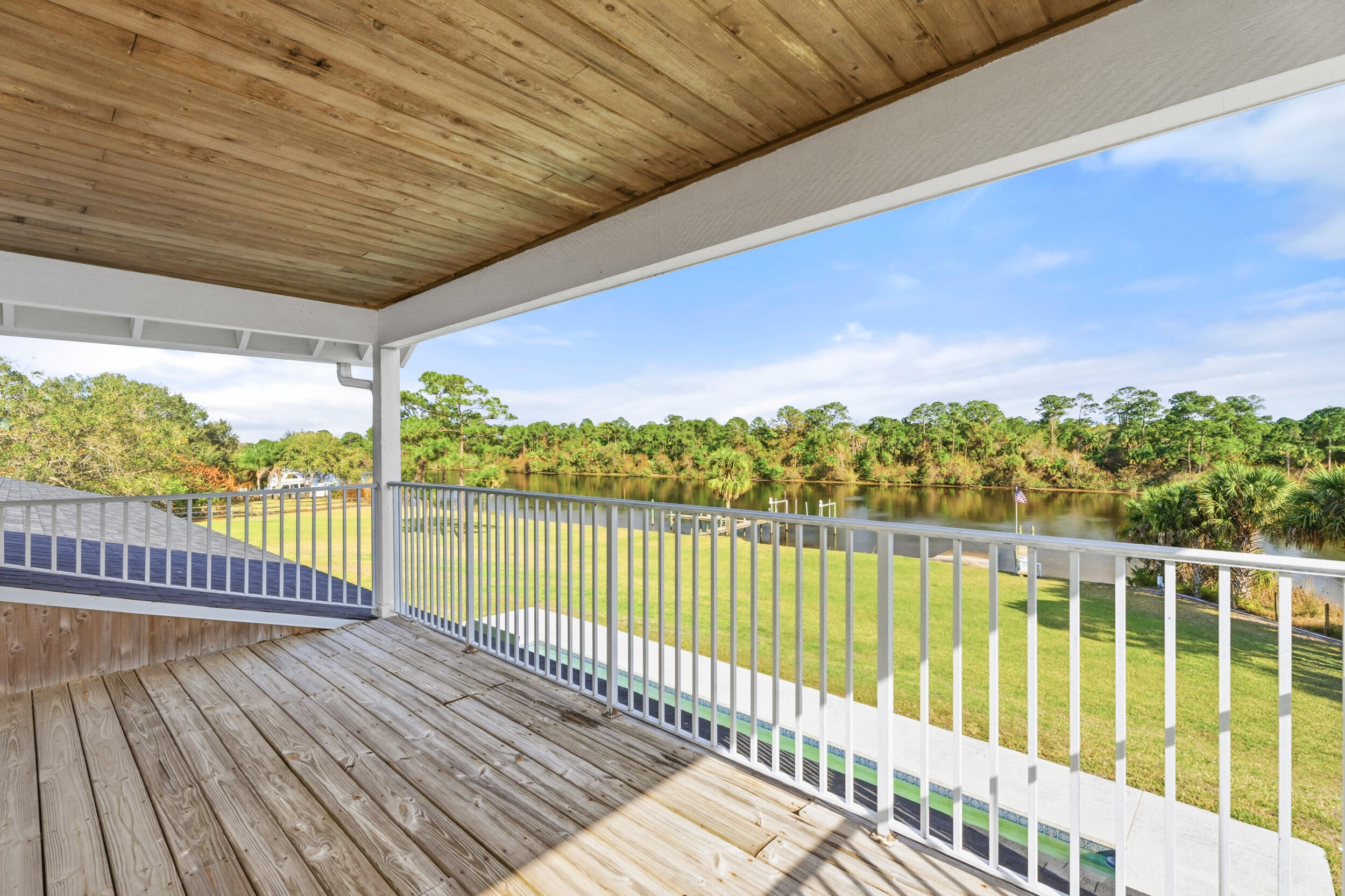 10125 Southwest Green Ridge Lane, Unit LANE Palm City, FL 34990 - Photo 14 of 87 34_smg05426
