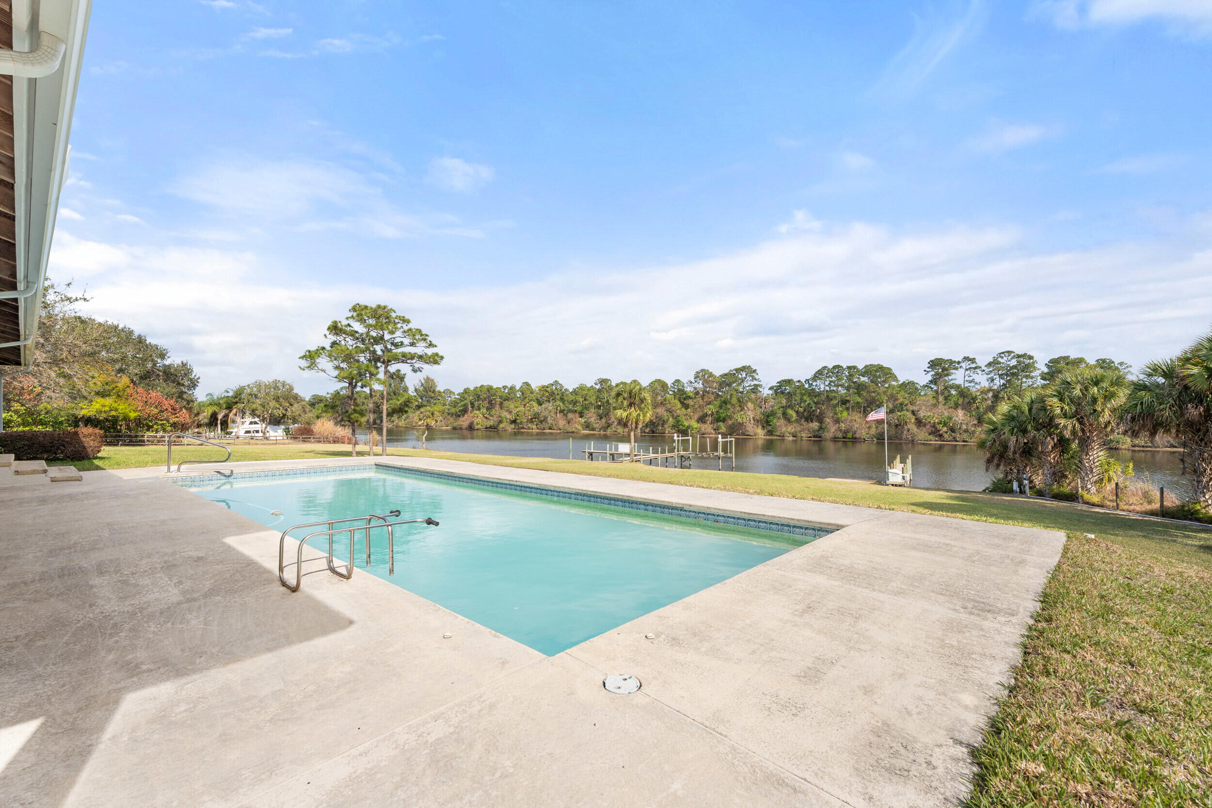 10125 Southwest Green Ridge Lane, Unit LANE Palm City, FL 34990 - Photo 17 of 87 40_smg05205