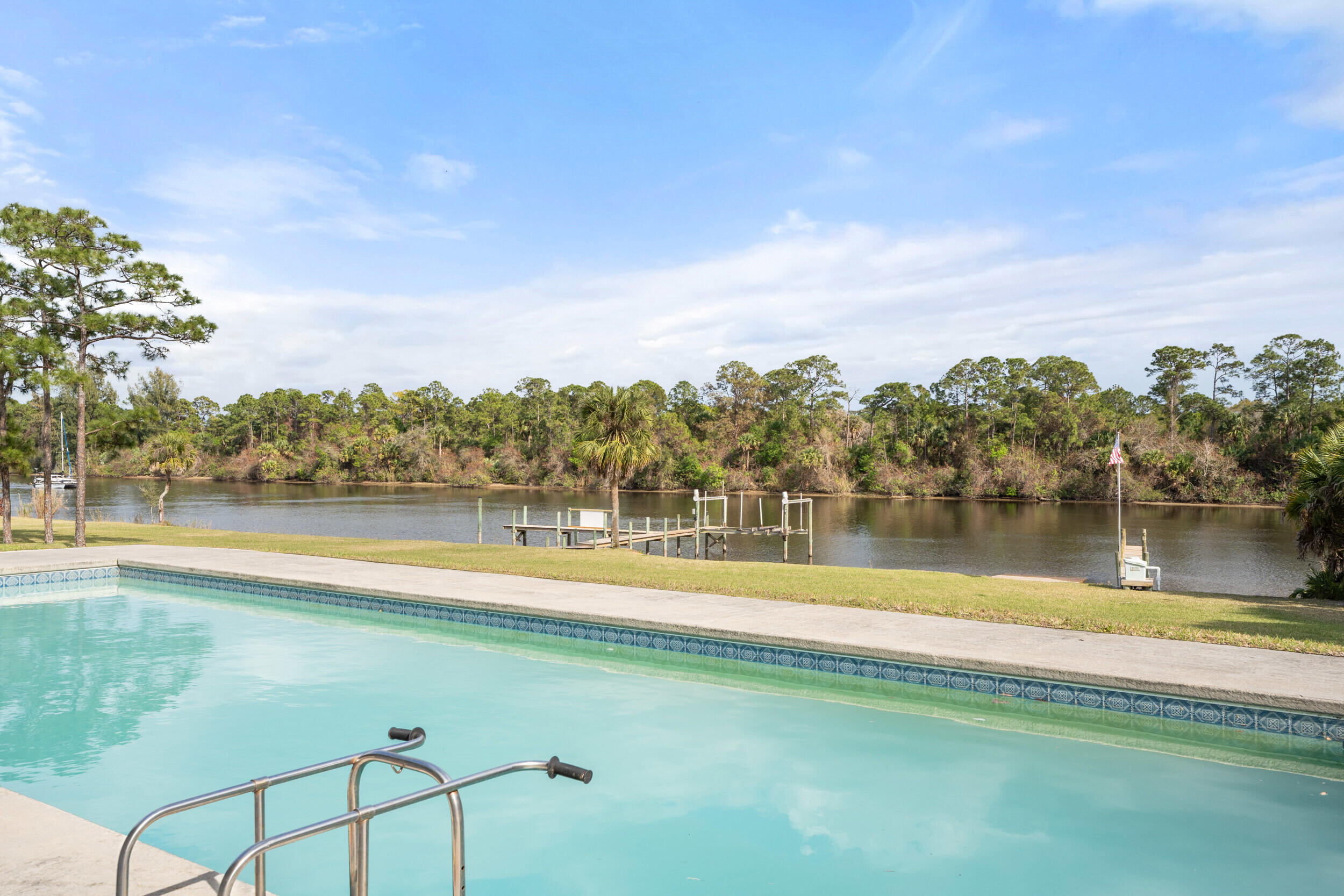 10125 Southwest Green Ridge Lane, Unit LANE Palm City, FL 34990 - Photo 18 of 87 41_smg05210