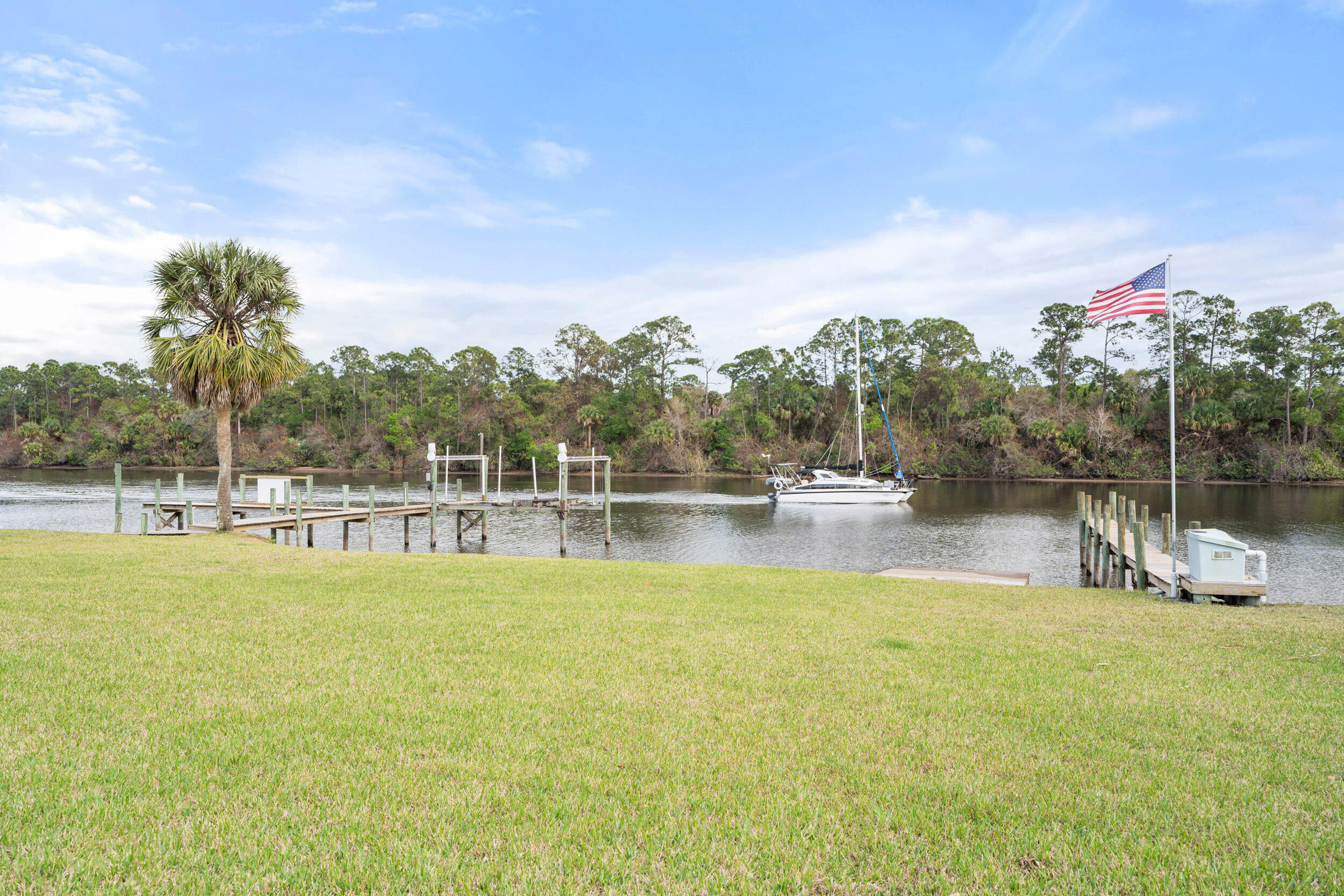 10125 Southwest Green Ridge Lane, Unit LANE Palm City, FL 34990 - Photo 23 of 87 47_smg05215