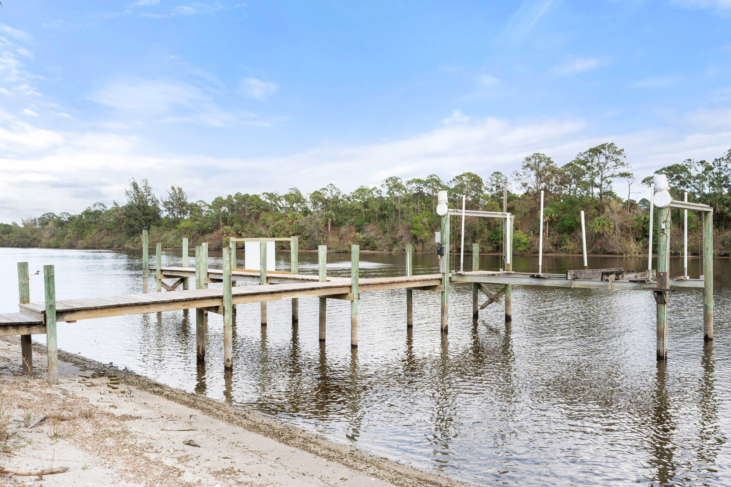 10125 Southwest Green Ridge Lane, Unit LANE Palm City, FL 34990 - Photo 26 of 87 50_smg05230
