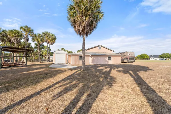 $3,990,000 | 10125 Southwest Green Ridge Lane, Unit LANE, Palm City, FL 34990