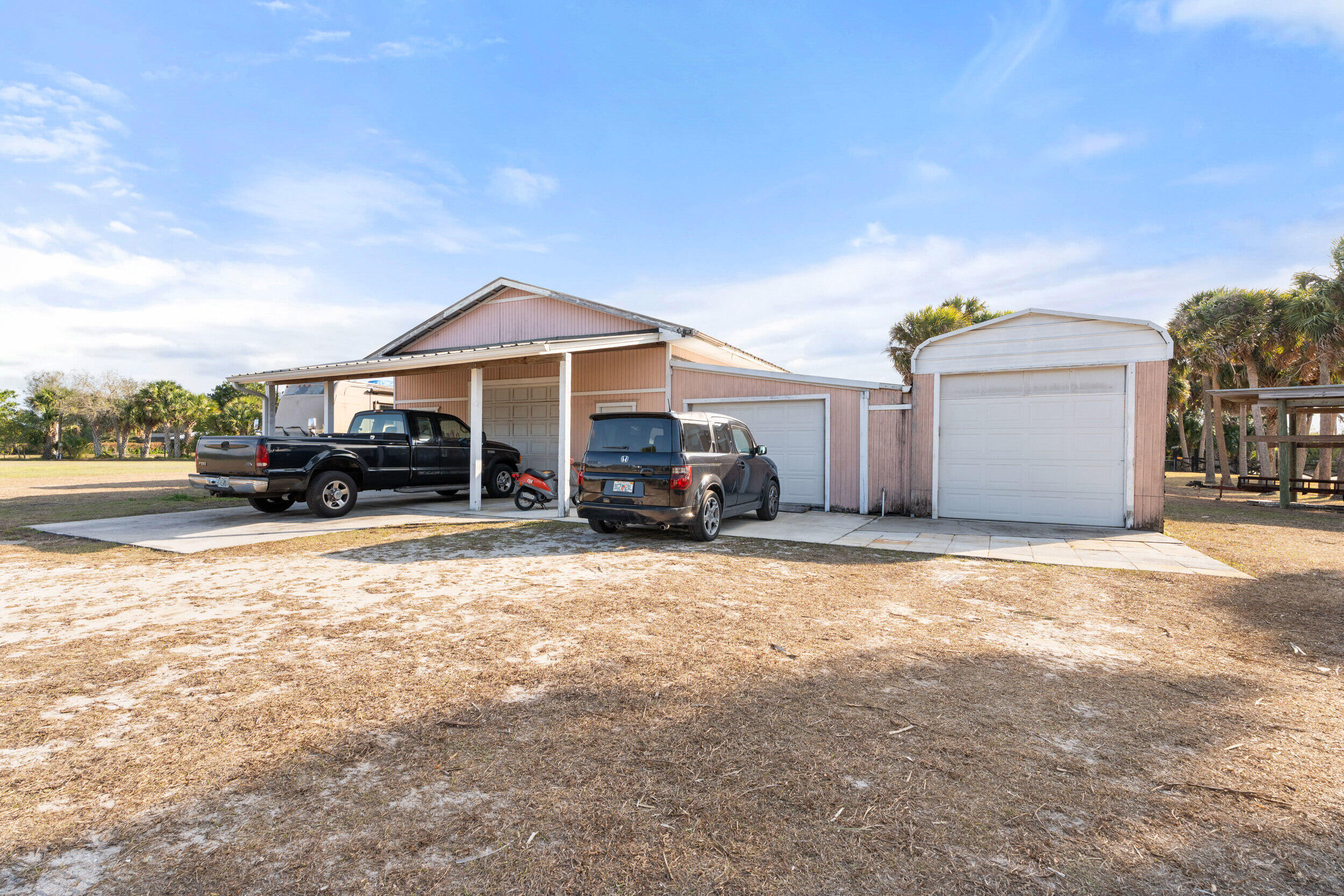 10125 Southwest Green Ridge Lane, Unit LANE Palm City, FL 34990 - Photo 29 of 87 54_smg05461