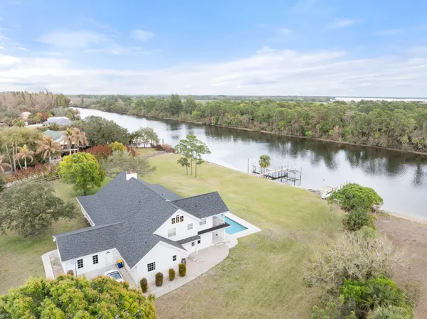 $3,990,000 | 10125 Southwest Green Ridge Lane, Unit LANE, Palm City, FL 34990