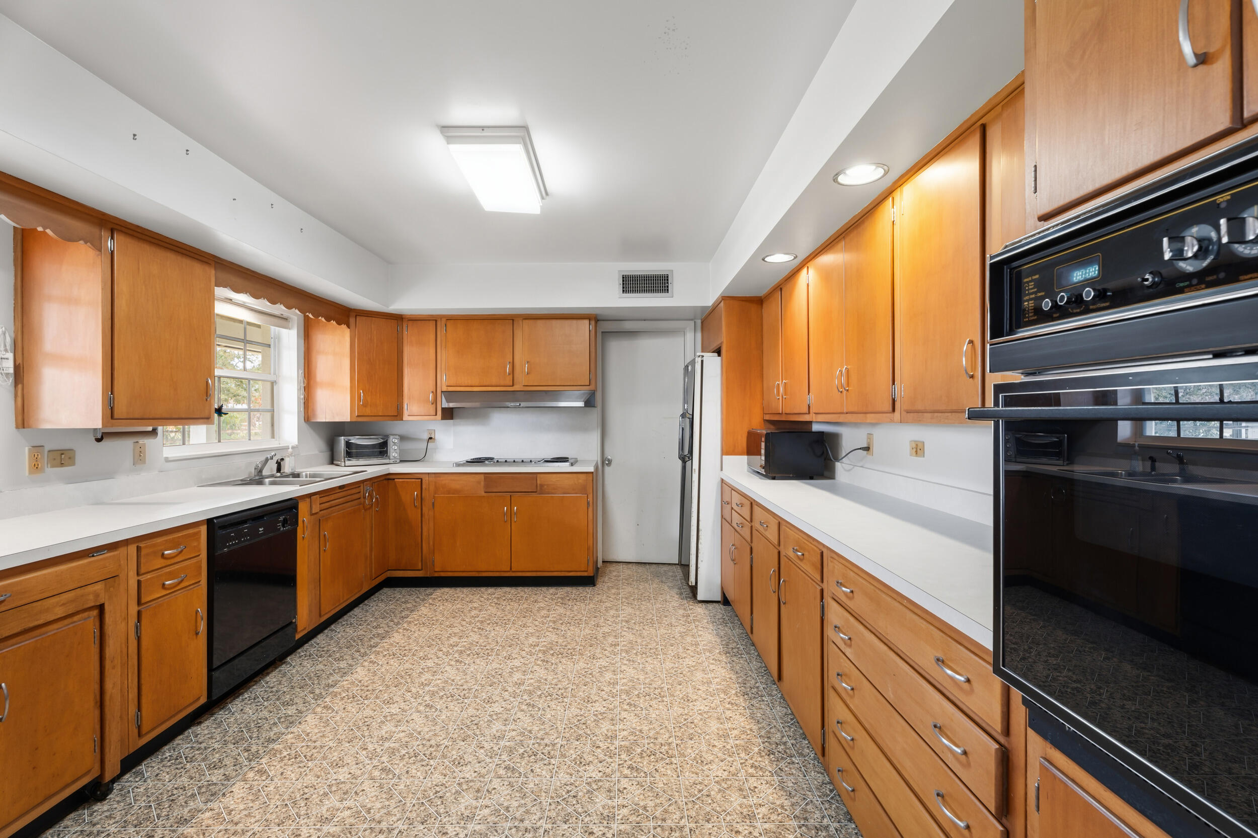 10125 Southwest Green Ridge Lane, Unit LANE Palm City, FL 34990 - Photo 40 of 87 14_smg05326
