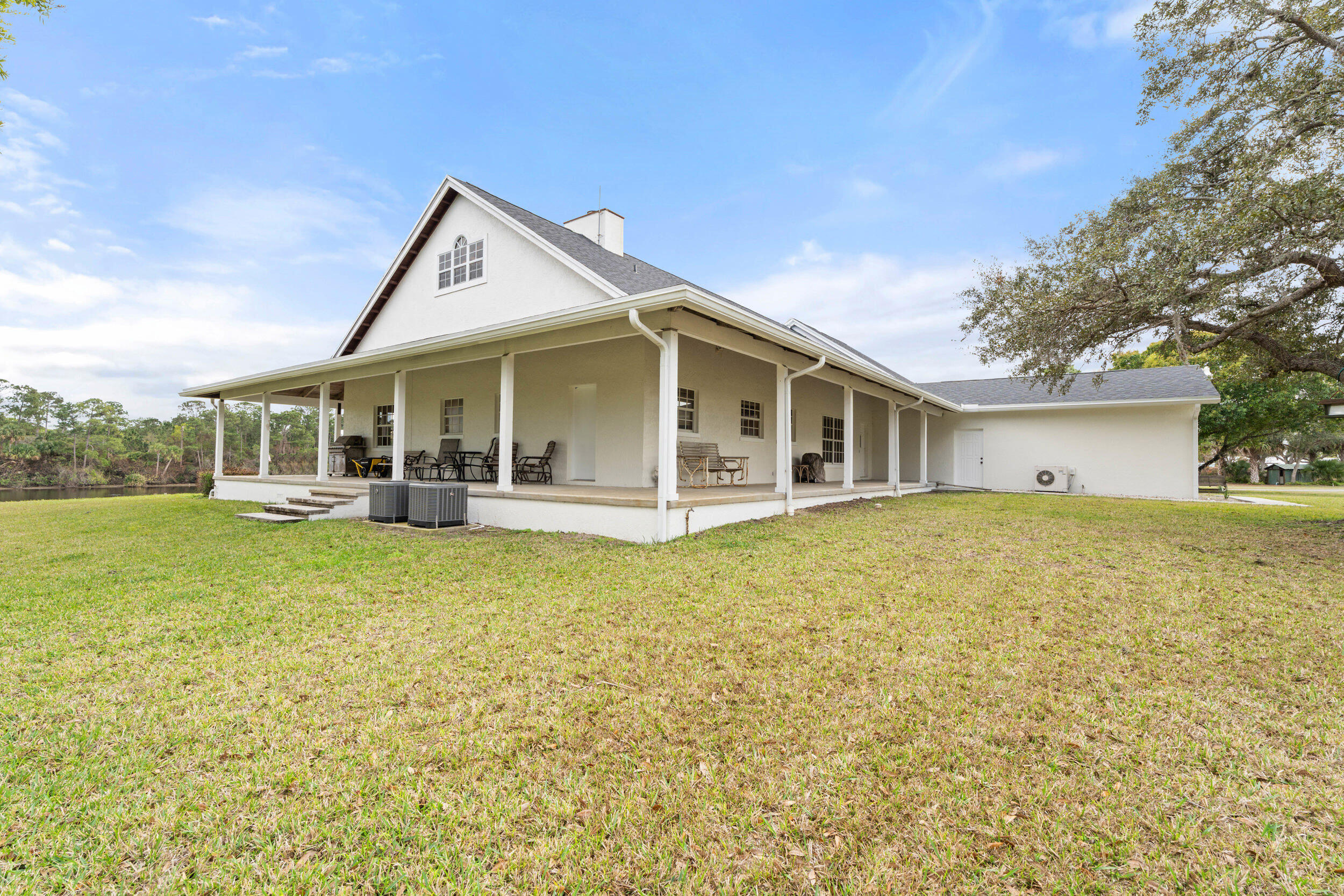 10125 Southwest Green Ridge Lane, Unit LANE Palm City, FL 34990 - Photo 8 of 87 2_smg05286