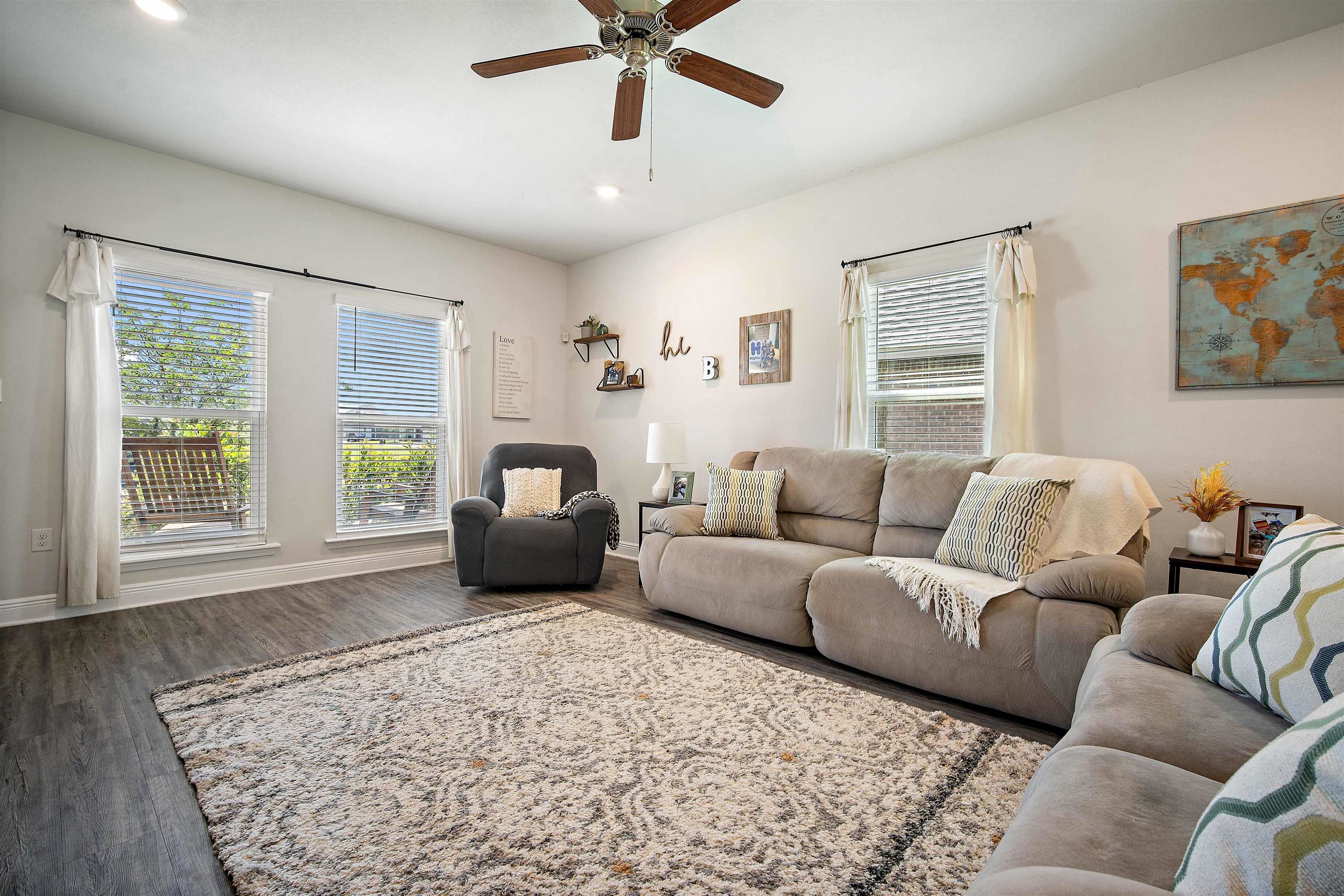 24341 Alydar Loop Daphne, AL 36526 - Photo 6 of 45 Living Room