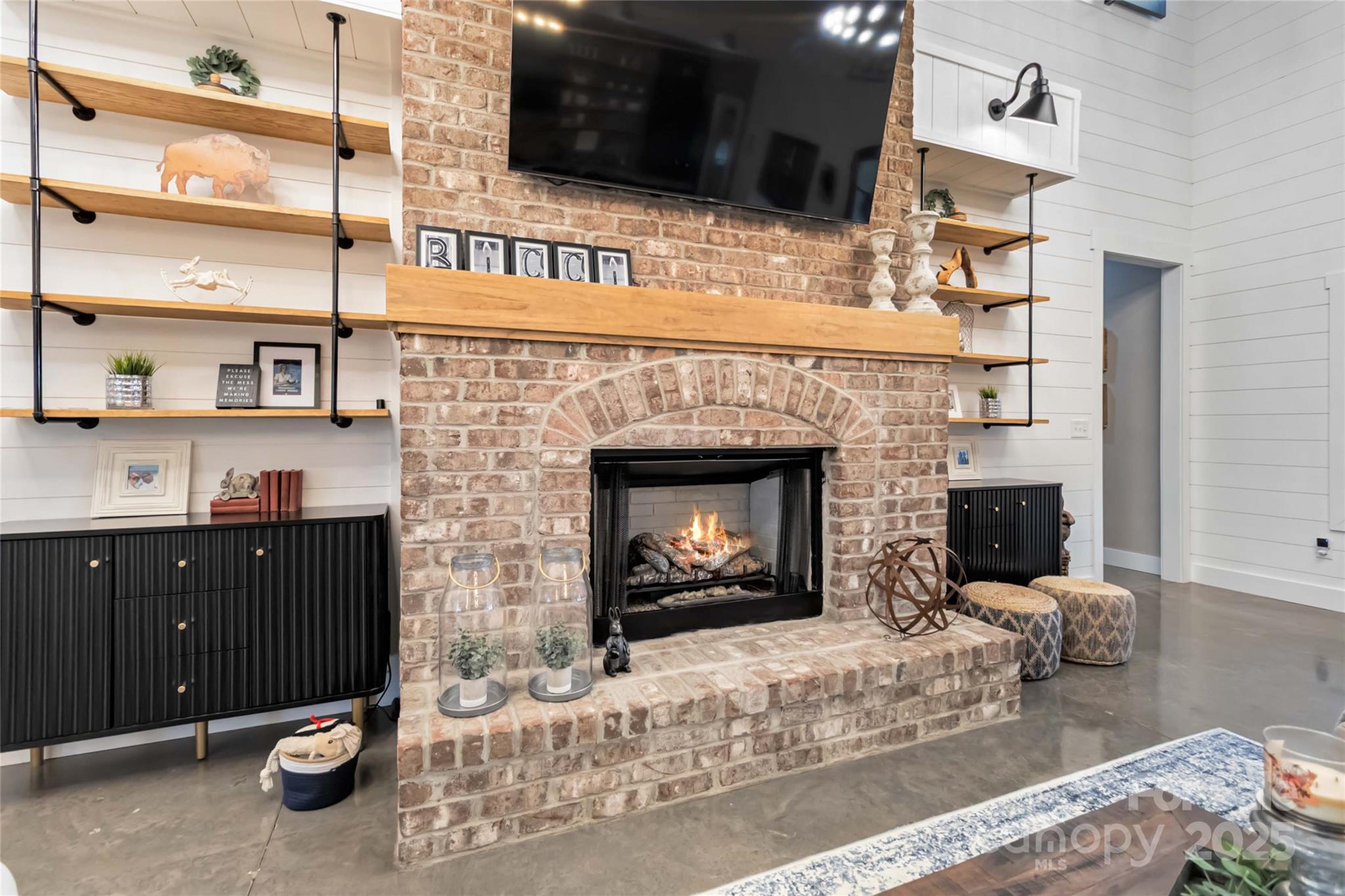 2288 Boheler Road Clover, SC 29710 - Photo 11 of 47