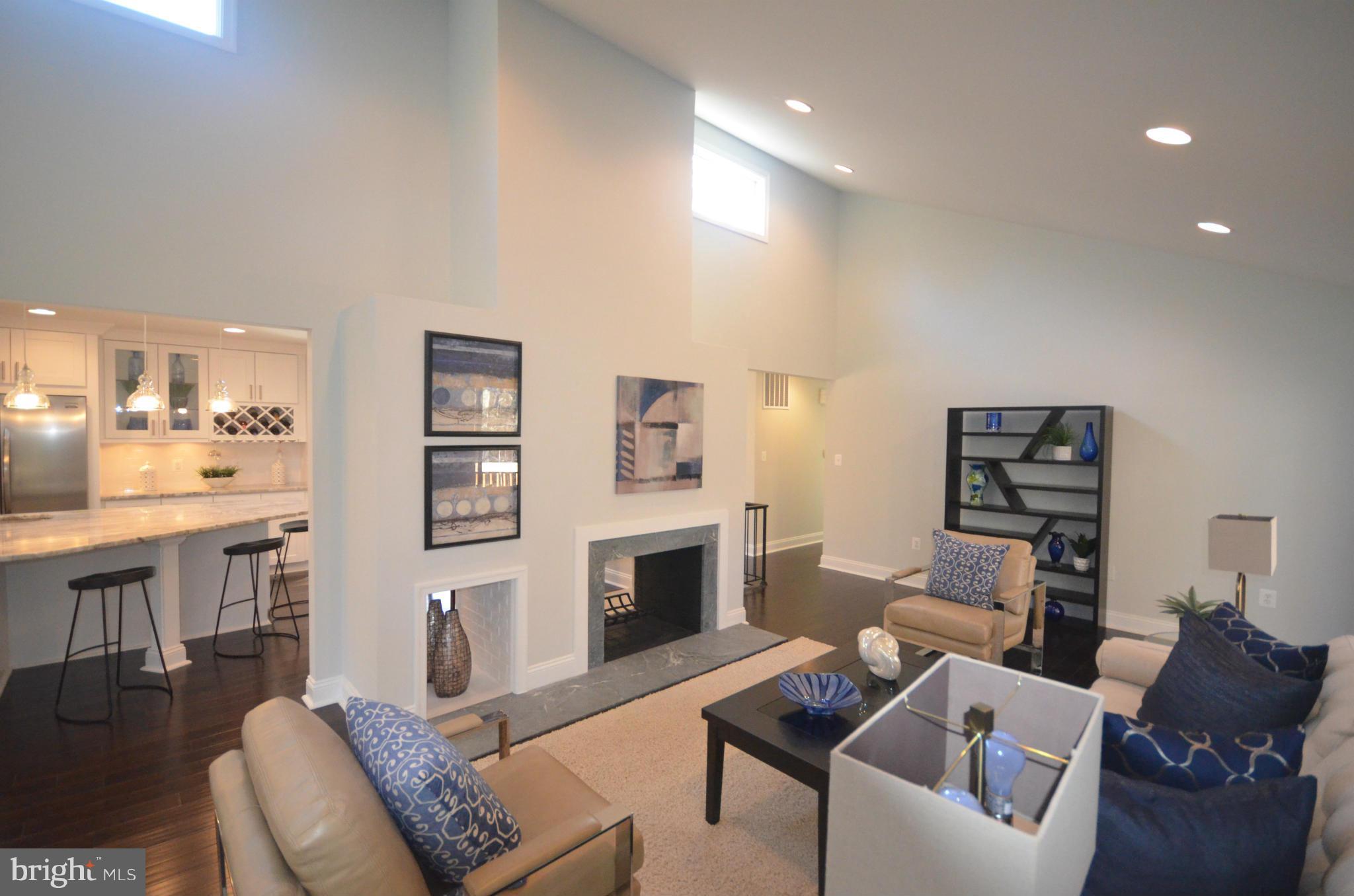 11304 Fieldstone Lane Reston, VA 20191 - Photo 9 of 28 Living Room