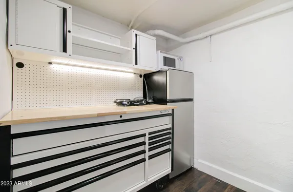 $1,100 | 877 East Sycamore Street, Unit B, Globe, AZ 85501