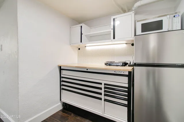 $1,100 | 877 East Sycamore Street, Unit B, Globe, AZ 85501