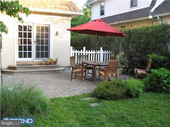 304 Oxford Road Havertown, PA 19083 - Photo 5 of 12 Gallery Image 5