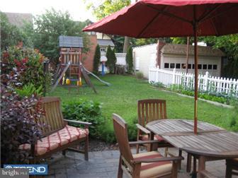 304 Oxford Road Havertown, PA 19083 - Photo 6 of 12 Gallery Image 6
