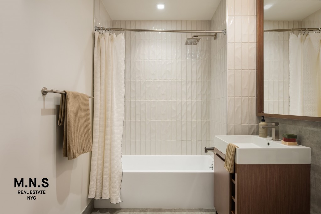 19 Rockwell Place, Unit 10B Brooklyn, NY 11217 - Photo 17 of 28