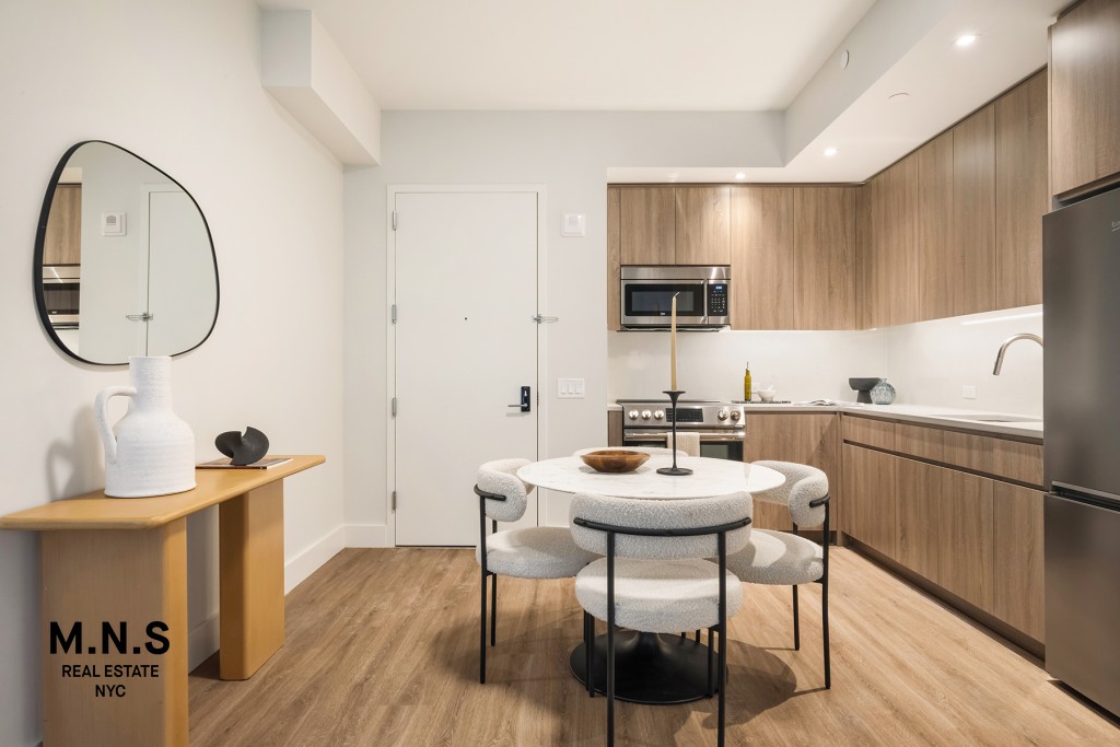 19 Rockwell Place, Unit 10B Brooklyn, NY 11217 - Photo 18 of 28