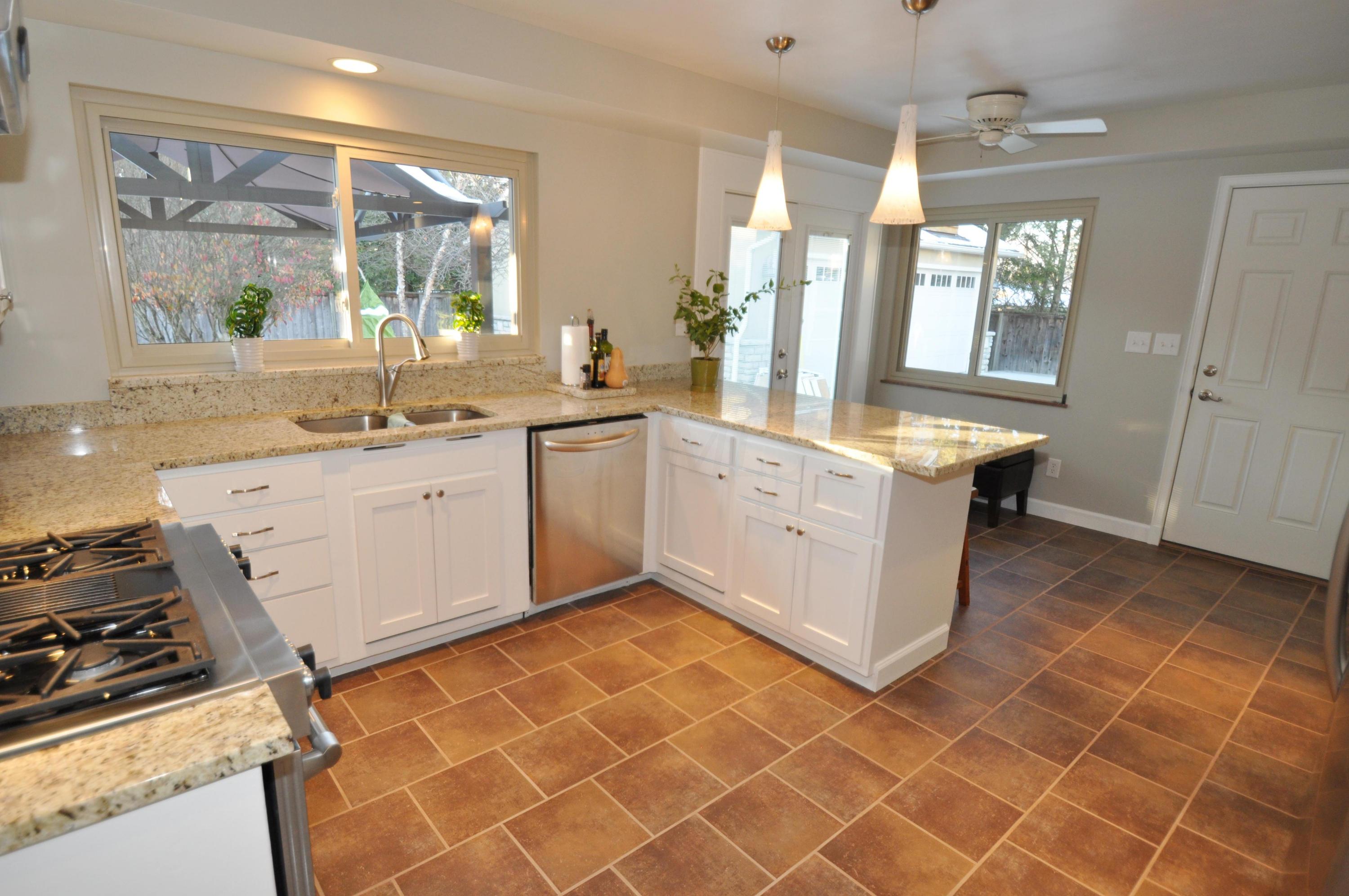 2829 Leeds Road Columbus, OH 43221 - Photo 19 of 35