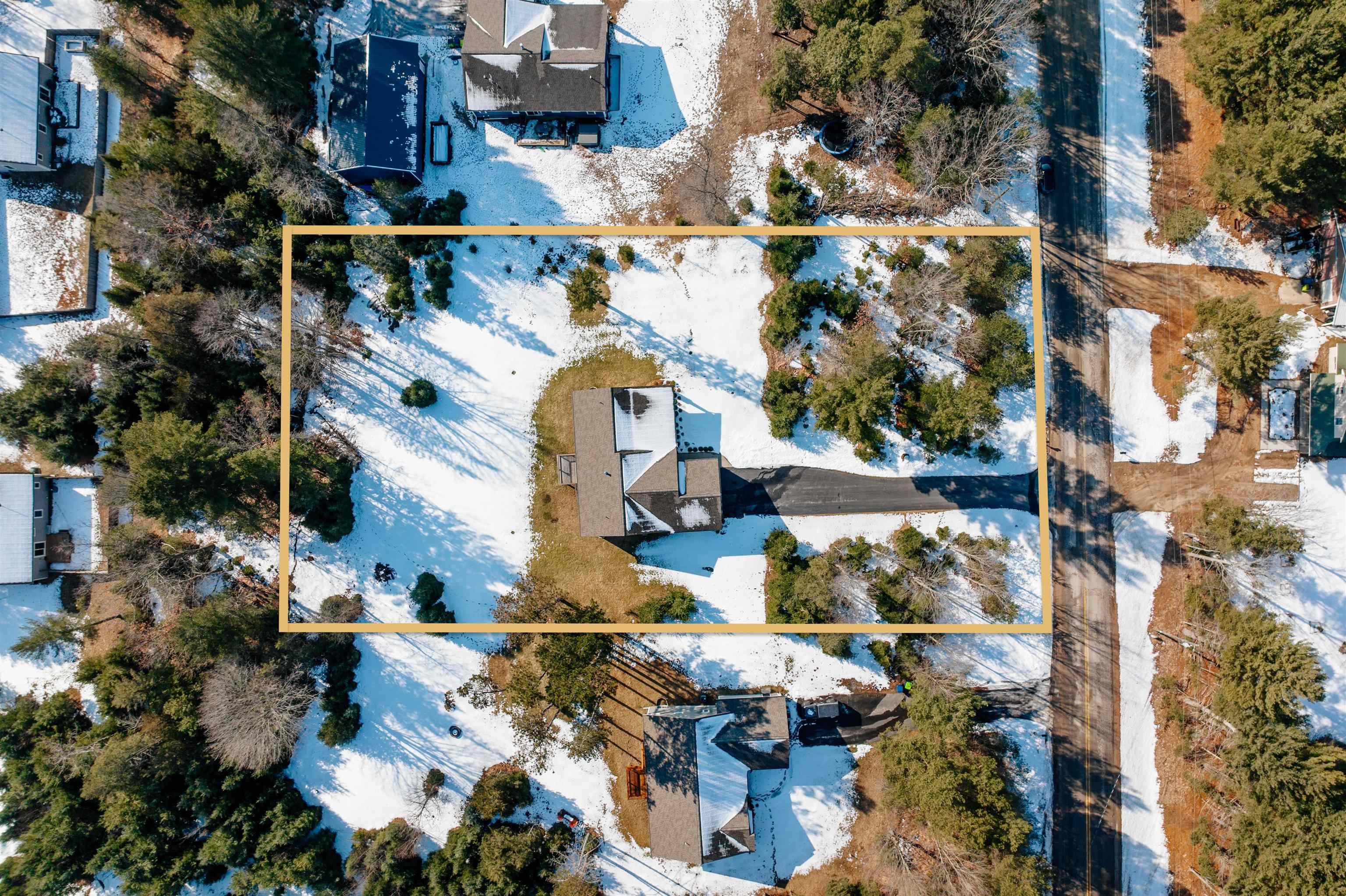10945 Thiel Road Traverse City, MI 49685 - Photo 62 of 70 1919515-61b57ca6-b77e-444c-849b-de2cbbd1e2cd.JPG