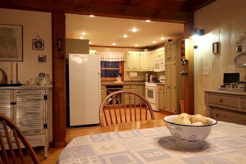 75 Barre Road Phillipston, MA 01331 - Photo 12 of 22