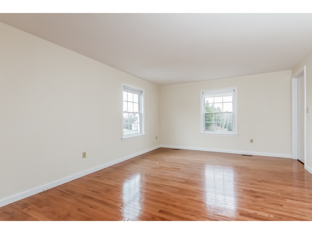 157 Carriage Road New Boston, NH 03070 - Photo 16 of 30