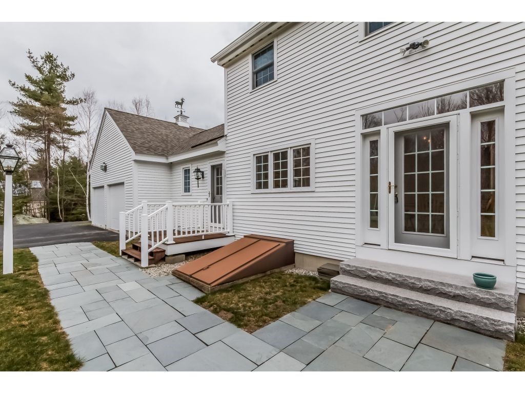 157 Carriage Road New Boston, NH 03070 - Photo 25 of 30
